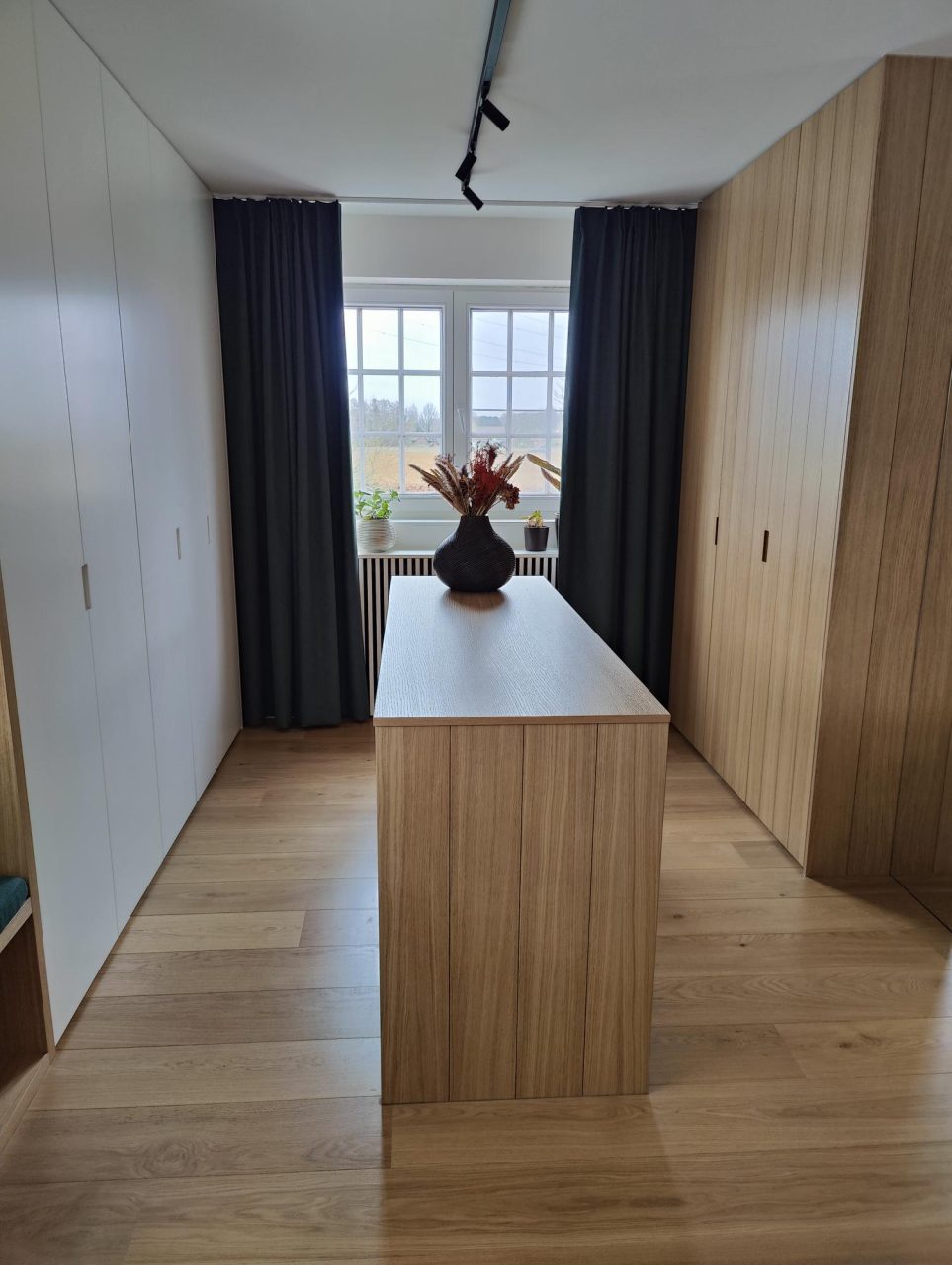 Realisatie gordijnen in de dressing